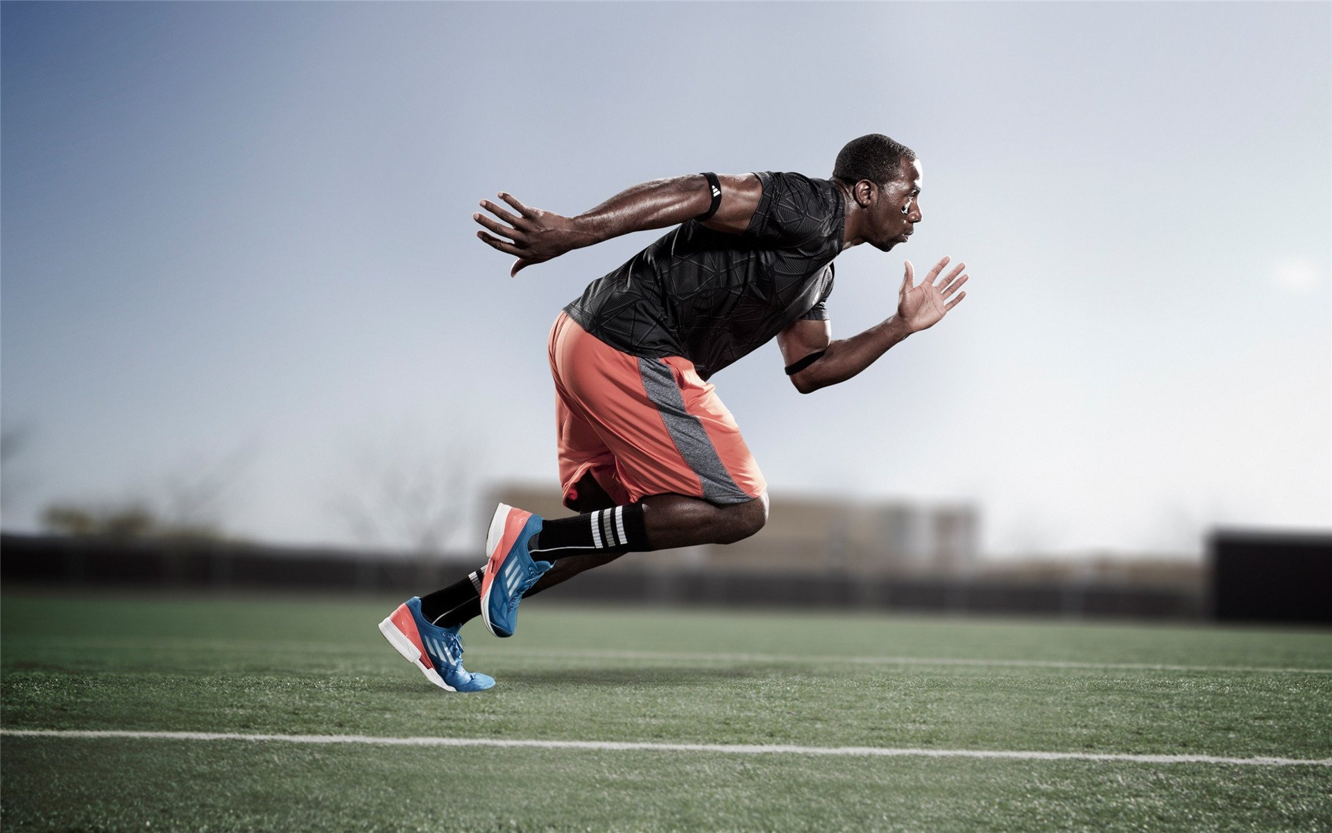 C罗连续十场比赛得分超过持续失利,TL不断突破!热度持续攀升